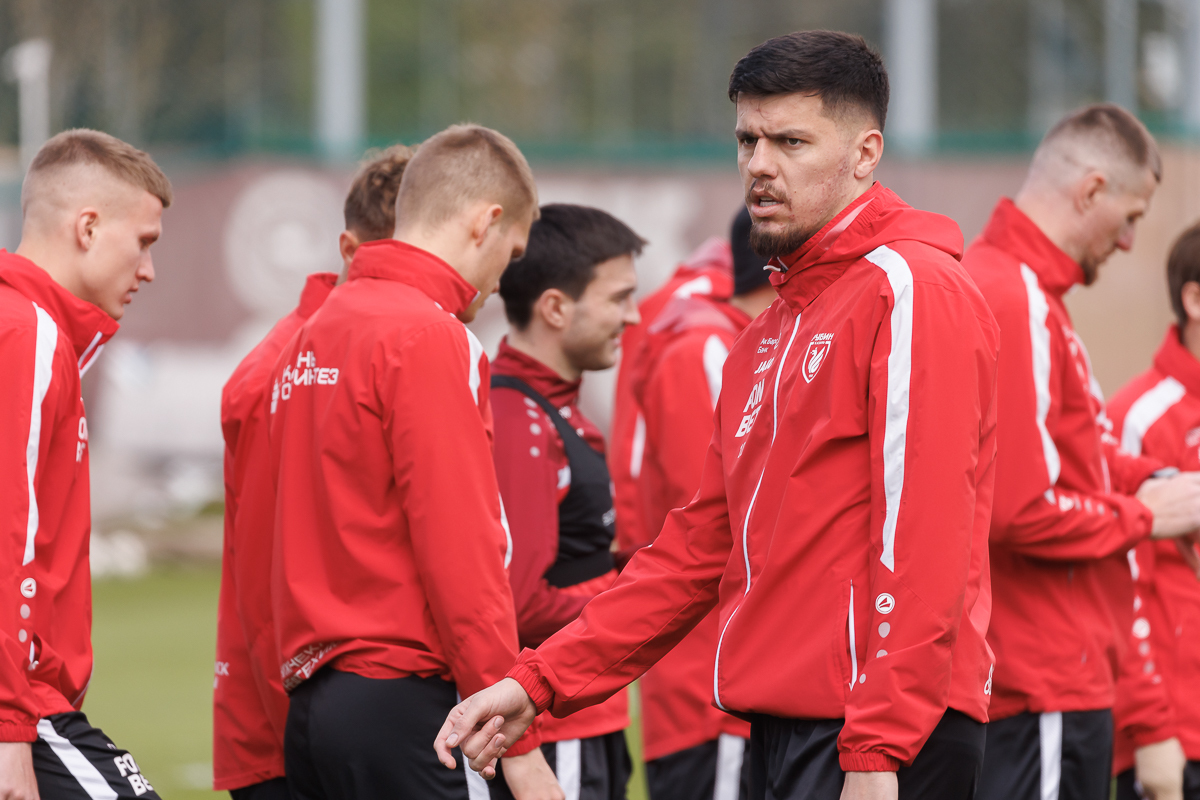 Талалаев на велосипеде, а Артига на хоккее: как «Рубин» без Вуячича готовится к «Балтике» 