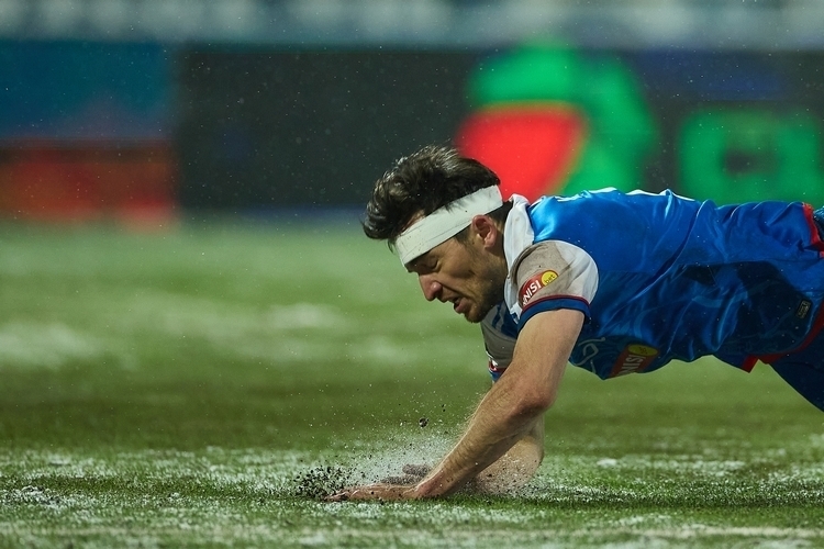 Дерби КАМАЗ – «Нефтехимик» прошло в снегу, а в чемпионской гонке ожила интрига. Обзор 28-го тура Первой лиги