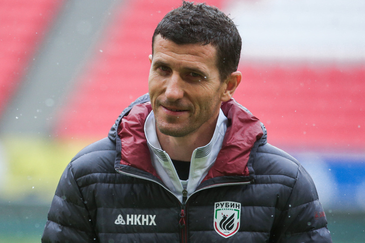 Тест: назовите десять игроков из масштабной закупки «Рубина» при Хави Грасии в 2016 году