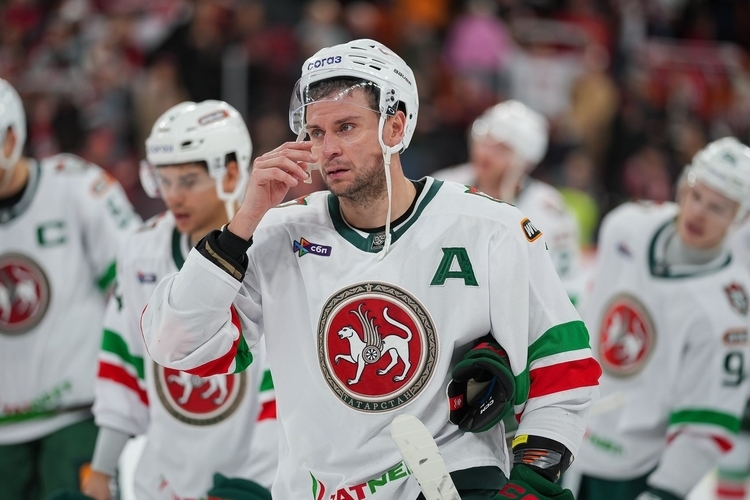 «Ак Барс» показал, что у него всё те же проблемы. Проиграли «Автомобилисту» без семи лидеров!