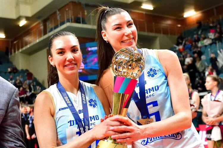 «Мы лучшая команда России в последние три года!» Волейболистки «Динамо-Ак Барса» снова чемпионки