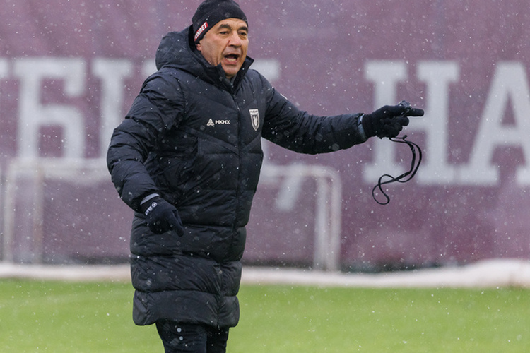 «Нужно уважать себя!» Рахимов ждёт от игроков реакции на поражение в Туле