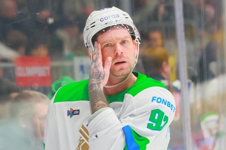 Как же крут Евгений Кузнецов! Забил и исполнил чудо-буллит назло Гретцки 