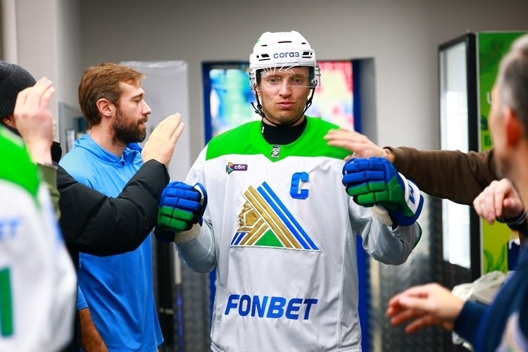 Панин забросил победную шайбу. А на следующий день ему исполнится 40!