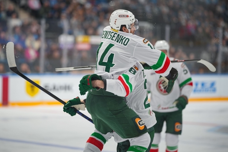 «*** вы это шоу устроили?!» «Ак Барс» снова обыграл «Динамо» и заставил психовать Квартальнова