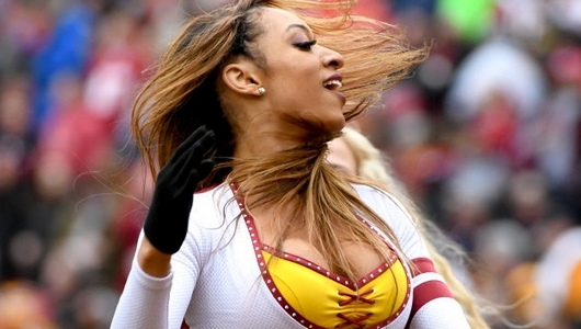 В Америке бастуют чирлидерши. Их использовали как эскорт