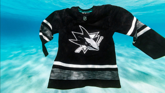 На Матче звёзд НХЛ сыграют в уникальной форме. Её сделали из океанического мусора
