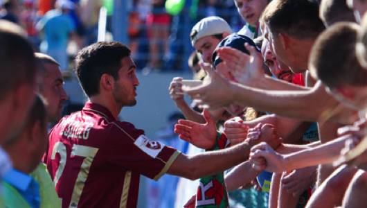 «Мы за вас играем! В конце чемпионата посмотрим на таблицу!». Жесткий диалог Оздоева с фанатами (ВИДЕО)