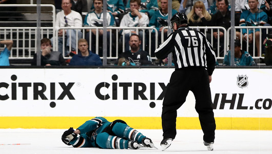 «Вегас» вылетел из-за ошибки судьи. НХЛ срочно нужны просмотры на 5+20