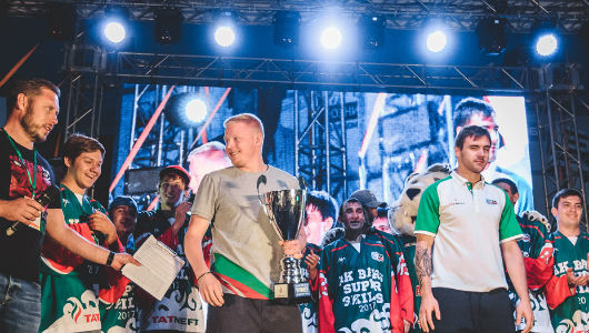 L’One в форме «Ак Барса» и прямые включения из Нижнего