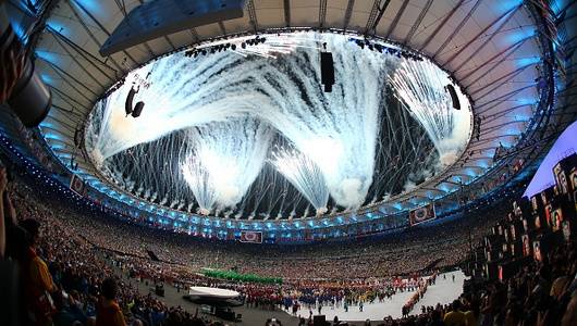 «Олимпиада только для богатых!» Репортаж с церемонии открытия Олимпиады на «Маракане»