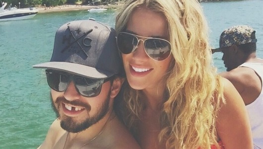 Девушка дня. Николь – подруга защитника сборной Канады Дрю Даути