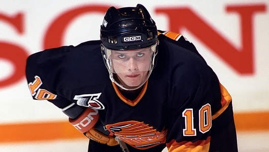 Буре и Фёдоров могли вместе играть за «Детройт». Драфт НХЛ 30 лет назад